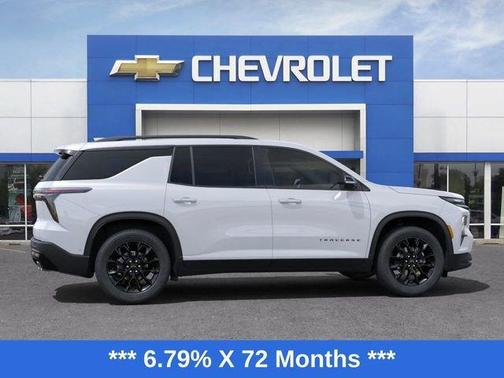 2025 Chevrolet Traverse LT