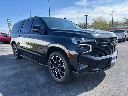 Black 2024 Chevrolet Suburban RST