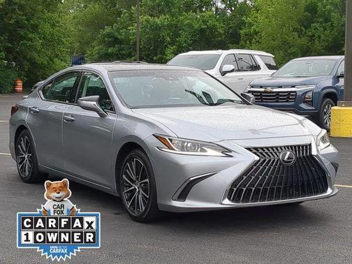 2022 Lexus ES 350 Base