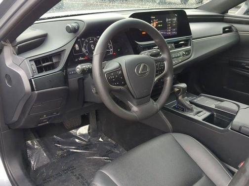2022 Lexus ES 350 Base
