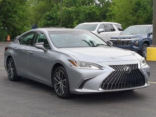 2022 Lexus ES 350 Base