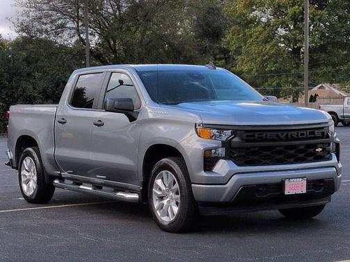 2024 Chevrolet Silverado 1500 Custom