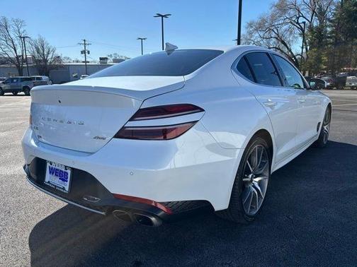 2022 Genesis G70 2.0T