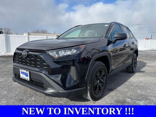 2020 Toyota RAV4 LE