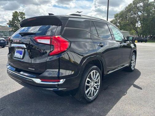 2023 GMC Terrain Denali