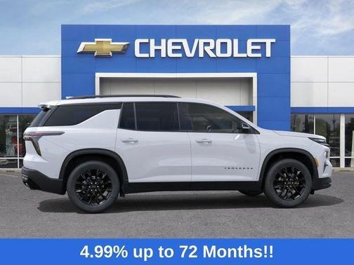 Summit White 2026 Chevrolet Traverse LT