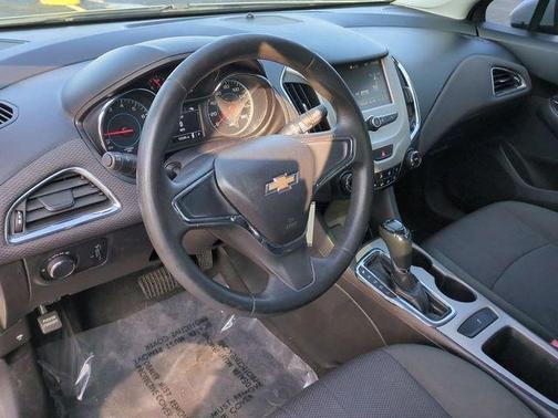 2017 Chevrolet Cruze LS