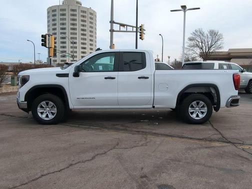 2024 GMC Sierra 1500 Pro