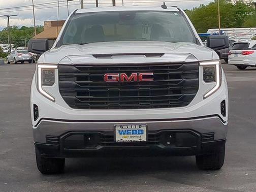 2024 GMC Sierra 1500 Pro