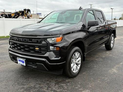 Black 2022 Chevrolet Silverado 1500 Custom