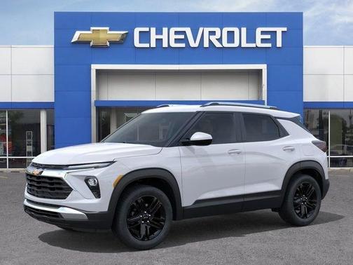 Summit White 2026 Chevrolet Trailblazer LT