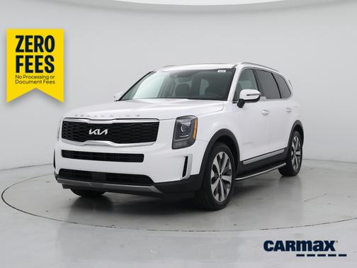 White 2022 Kia Telluride S