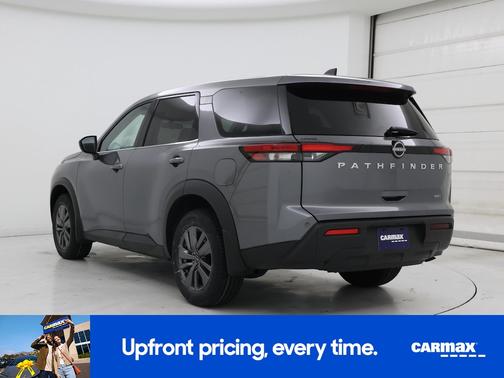 2023 Nissan Pathfinder S