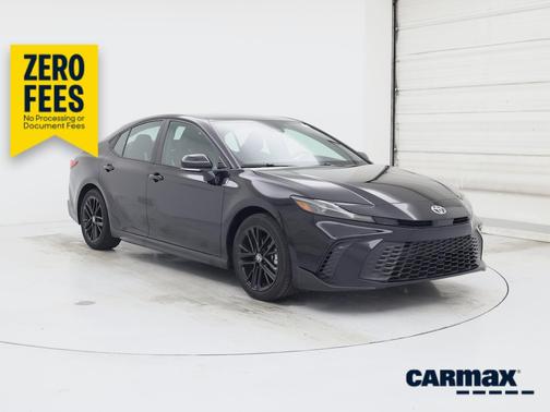 Black 2025 Toyota Camry SE