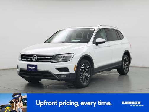 White 2018 Volkswagen Tiguan SEL