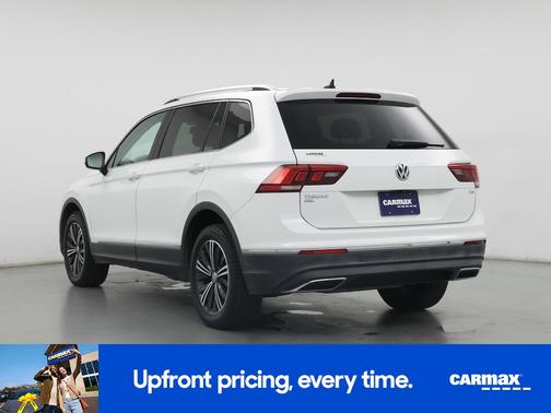 White 2018 Volkswagen Tiguan SEL