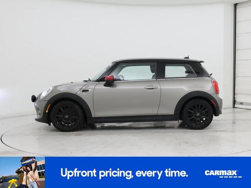 2017 MINI Hardtop Cooper
