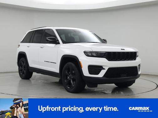 White 2024 Jeep Grand Cherokee Altitude
