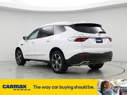 2022 Buick Enclave Essence