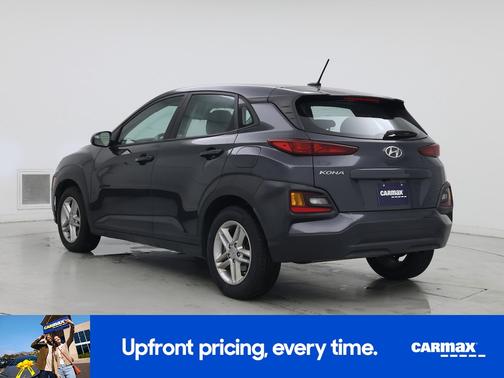 Gray 2021 Hyundai KONA SE