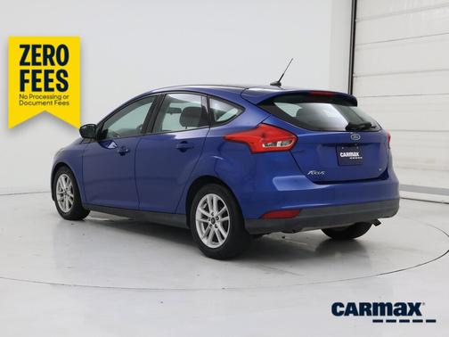 Blue 2018 Ford Focus SE