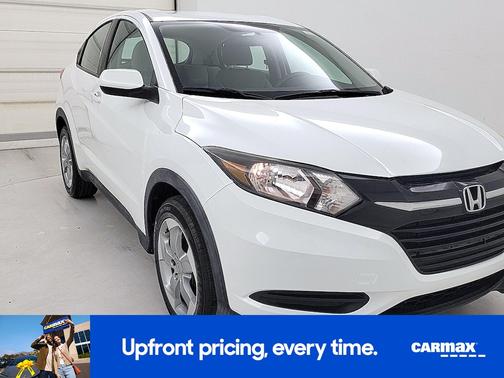 White 2017 Honda HR-V LX