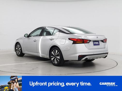 Silver 2019 Nissan Altima SL