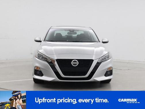 Silver 2019 Nissan Altima SL