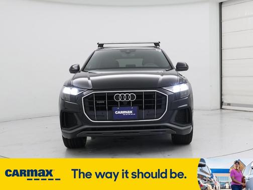 2021 Audi Q8 Premium Plus