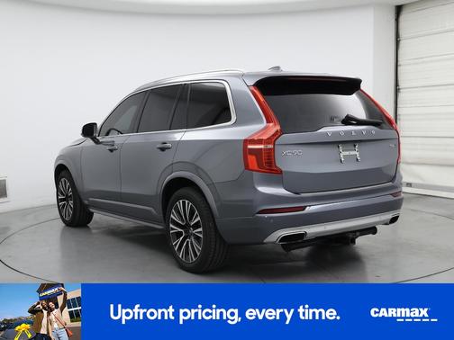 2020 Volvo XC90 T6 Momentum