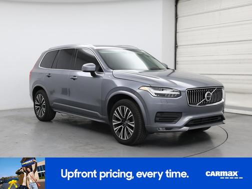 2020 Volvo XC90 T6 Momentum