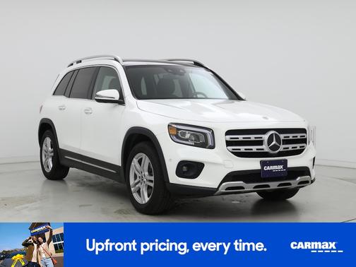 White 2023 Mercedes-Benz GLB 250