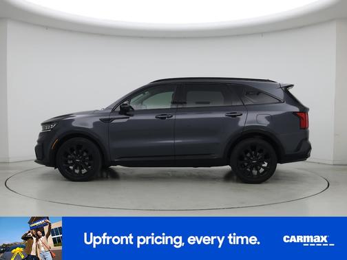 Gray 2022 Kia Sorento SX