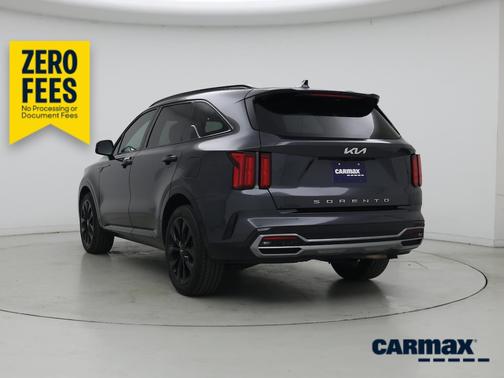 Gray 2022 Kia Sorento SX
