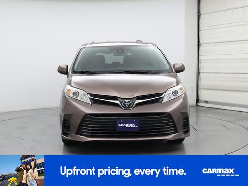 2020 Toyota Sienna LE