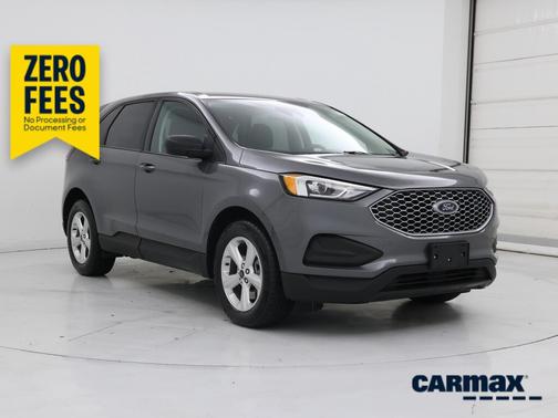 Gray 2023 Ford Edge SE
