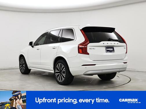 White 2022 Volvo XC90 T5 Momentum