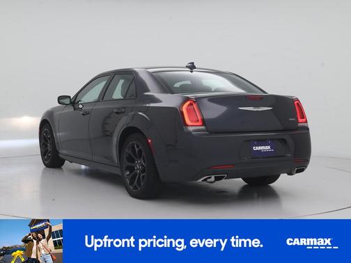 2019 Chrysler 300 S