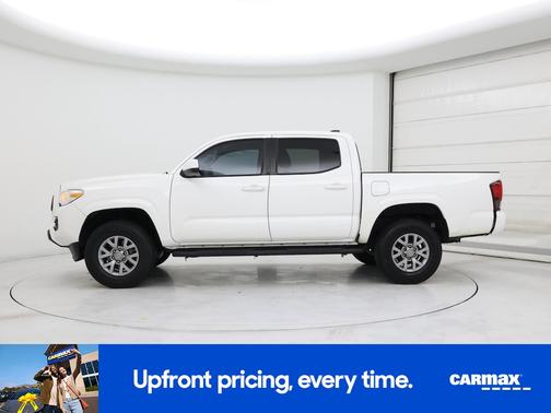 White 2022 Toyota Tacoma SR