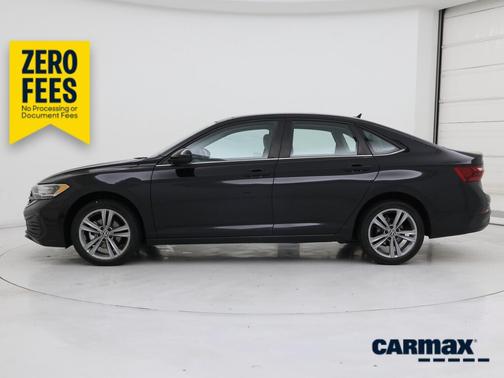 Black 2022 Volkswagen Jetta SE