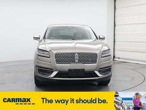 2019 Lincoln Nautilus Select