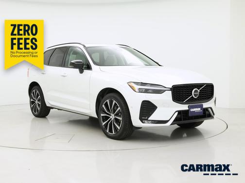 White 2024 Volvo XC60 B5 Plus Dark Theme