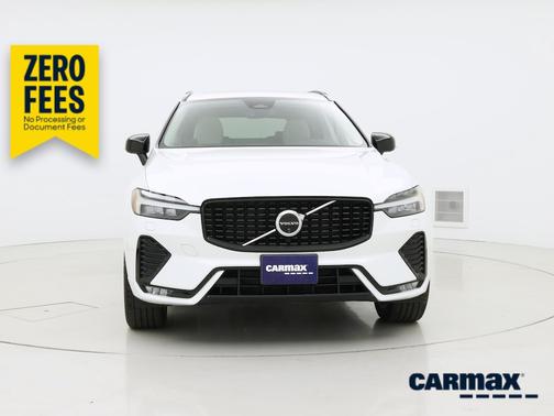 White 2024 Volvo XC60 B5 Plus Dark Theme