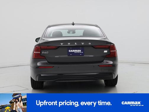 2023 Volvo S60 Recharge Plug-In Hybrid T8 Plus Dark Theme