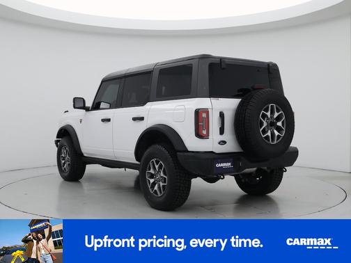 White 2022 Ford Bronco Badlands