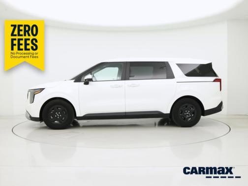 White 2025 Kia Carnival LXS