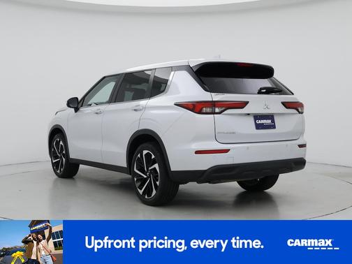 2022 Mitsubishi Outlander ES