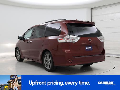 2019 Toyota Sienna SE
