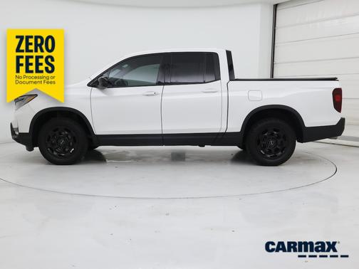White 2025 Honda Ridgeline Sport