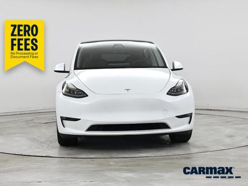 White 2023 Tesla Model Y Long Range